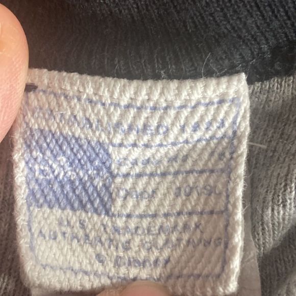 Juniors Vintage XXL Disney Mickey & Minnie Gray & Black Top - Picture 6 of 9